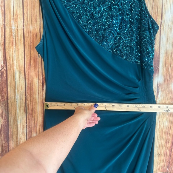 R&M Richards Women Sleeveless Green Sequined Draped Cocktail Party Long Dress 12 - Picture 5 of 12